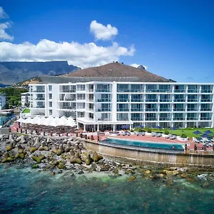 https://radisson-blu-hotel-waterfront.hotels-capetown.com